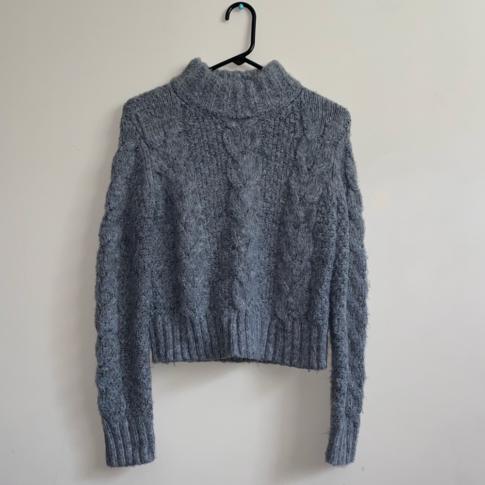 American Eagle Gray Knit Turtleneck Sweater